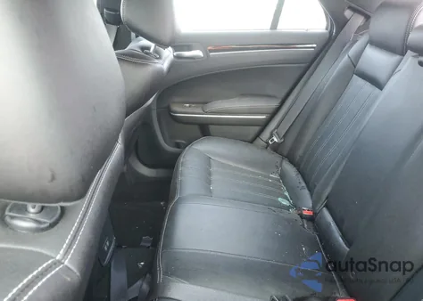 2022 Chrysler 300 S из США, поврежденный, VIN 2C3CCABG3NH268293